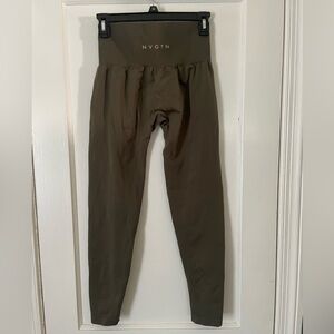 NVGTN Women’s Forest Green Leggings. Size Medium.